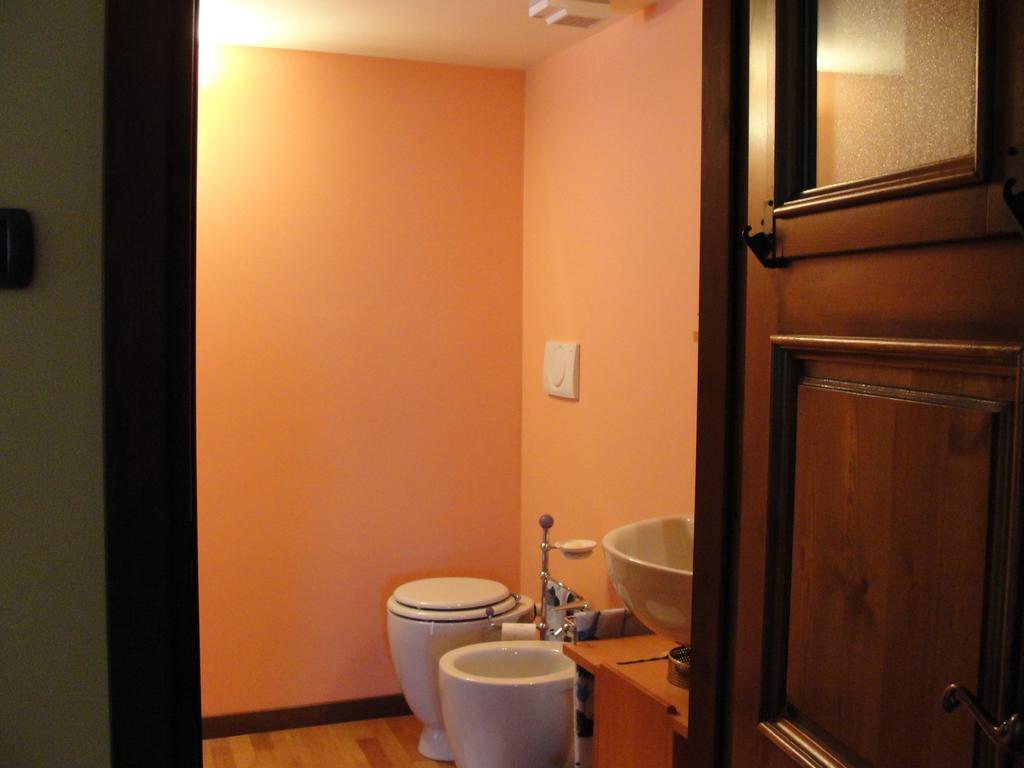 Apartmán Ginetta Madonna Del Sasso Pokoj fotografie